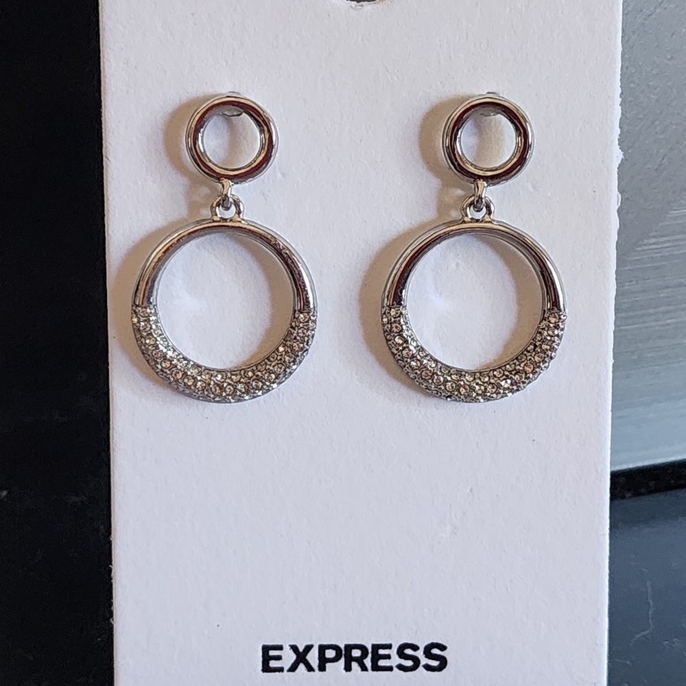 Express Silver Double circle rhinestone drop earrings NWT - Picture 3 of 6